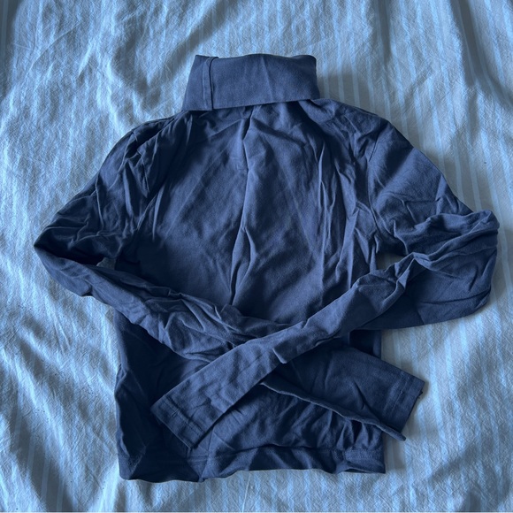 H&M - DARK GREY TURTLE NECK - Picture 2 of 3